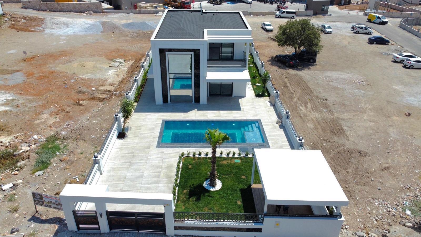 SATILIK ULTRA LÜX SIFIR VİLLA