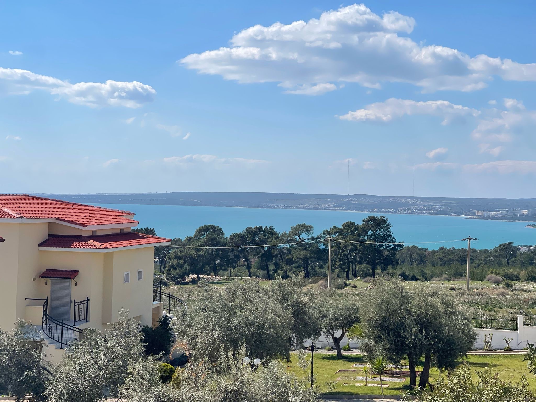 Didim akbükte yabancıdan satılık deniz manzaralı villa